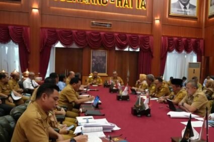 Bupati Bogor Bahas Penataan TPA Galuga dan Isu Strategis