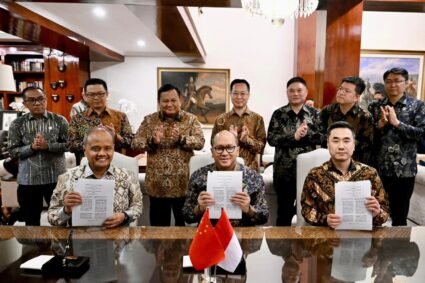 Presiden Prabowo  Saksikan Penandatanganan MoU dengan Danantara