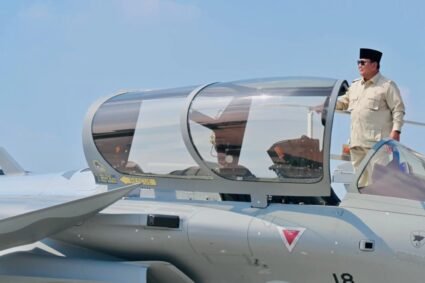 Presiden Prabowo Serahkan Sejumlah  Alutsista Strategis untuk  TNI