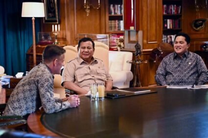 Menpora Erick Thohir dan Pelatih Timnas John Herdman Temui Presiden di Hambalang